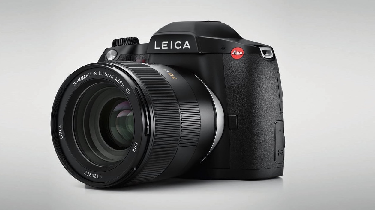 Leica S3 : la firme allemande arrête les reflex moyen format pour se lancer dans les hybrides