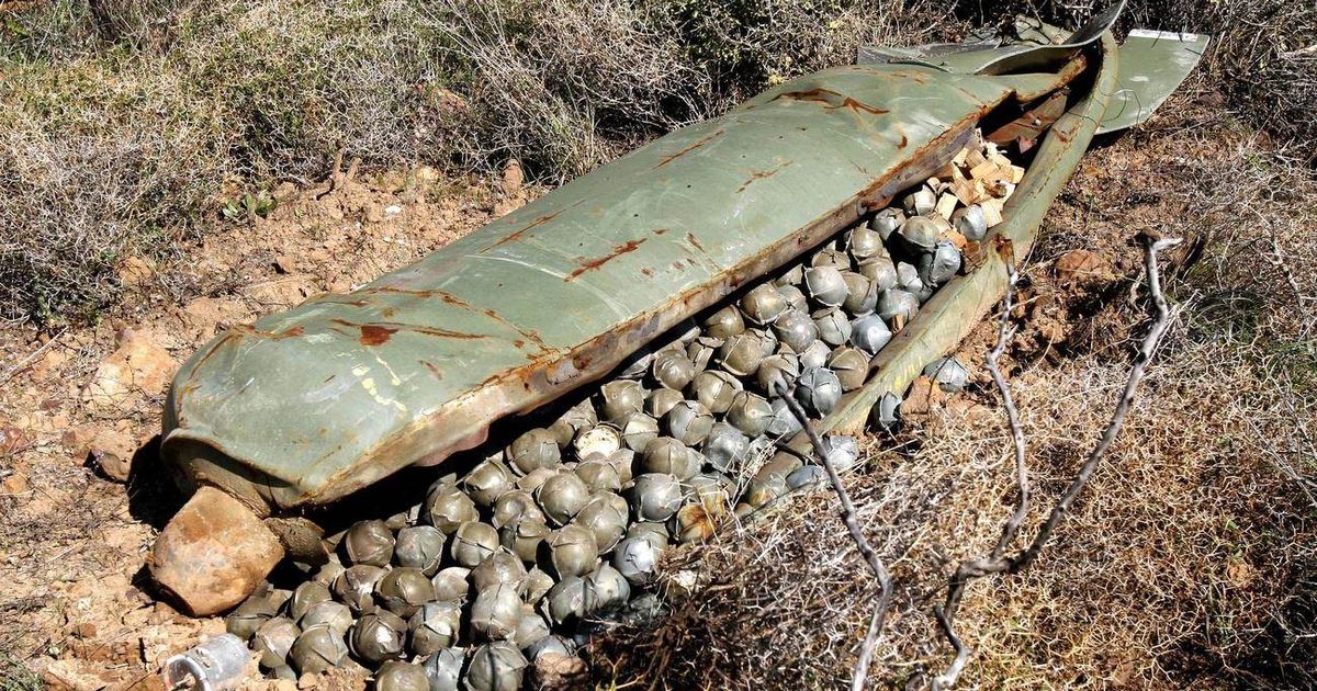 L'Ukraine commence à utiliser les armes à sous-munitions livrées par Washington - rts.ch