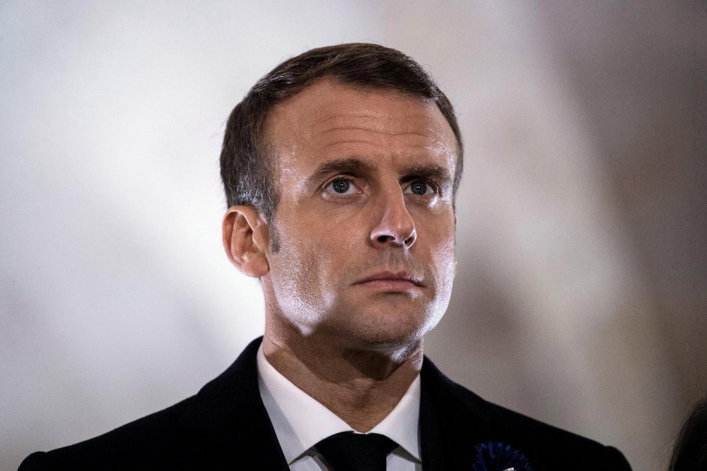 Emmanuel Macron envisage de couper les réseaux sociaux en cas de crise grave