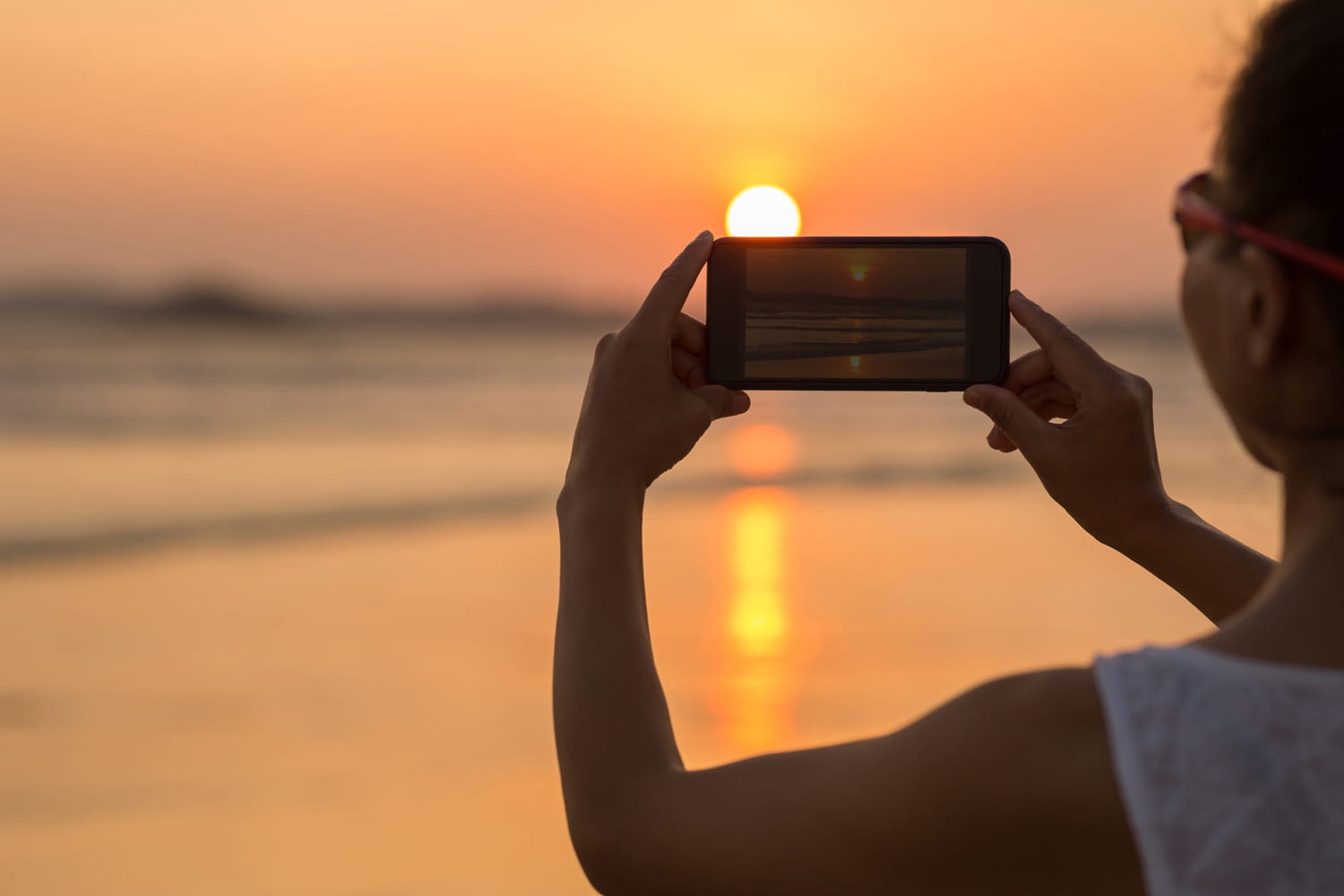 Un pro de la photo dévoile des réglages simples de votre smartphone pour sublimer vos photos de vacances