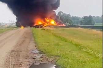 Rail cars carrying hazardous material derail and catch fire in North Dakota – WAVY.com