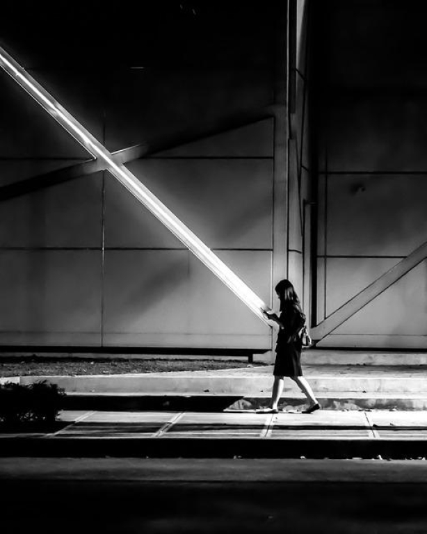 Mastering the Darkness: Essential Night Photography Tips