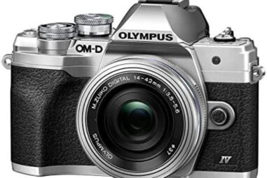 Top 5 Olympus OM-D E-M10 Mark II Cameras for Photography Buffs