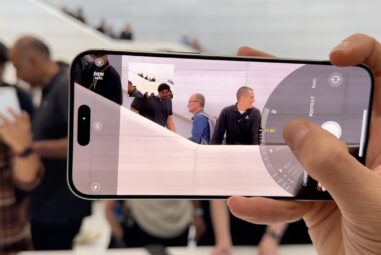 Pourquoi l’iPhone 15 a un zoom x5 plutôt que x10 ? Apple livre ses secrets photographiques