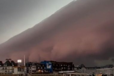 EN IMAGES – Orages en Normandie : la vidéo de Trouville qui fait le tour du monde