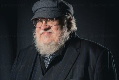 George R.R. Martin (Game of Thrones) Vs ChatGPT