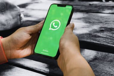 Pornographic material circulates in WhatsApp groups