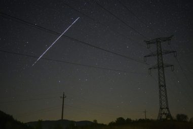 VIDEO. 4 questions sur le “train” de satellites Starlink d’Elon Musk aperçu dans le ciel de Provence