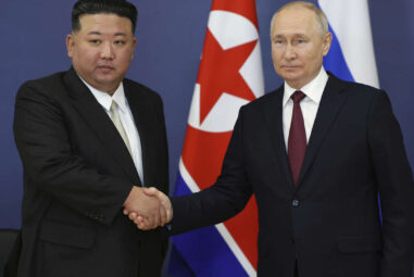 la Maison Blanche assure que la Corée du Nord a livré du matériel militaire à la Russie